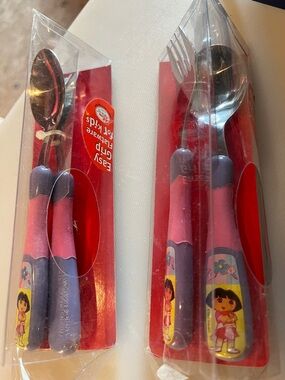 Dora the Explorer Kids Pink and Purple Flatware Set - Branded Character Cutlery
